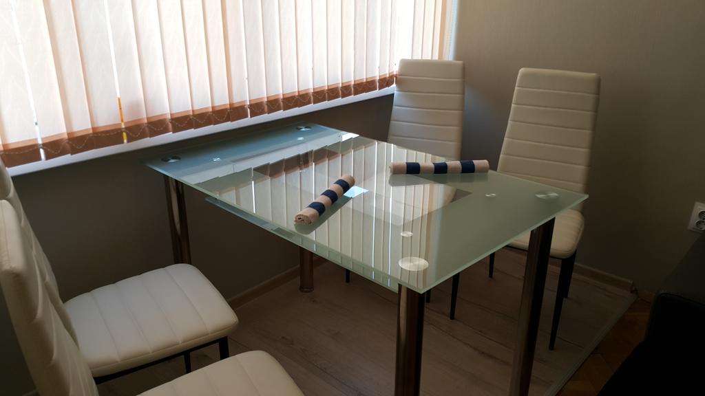 Apartment Plamen Delux Burgas by Rom bilde